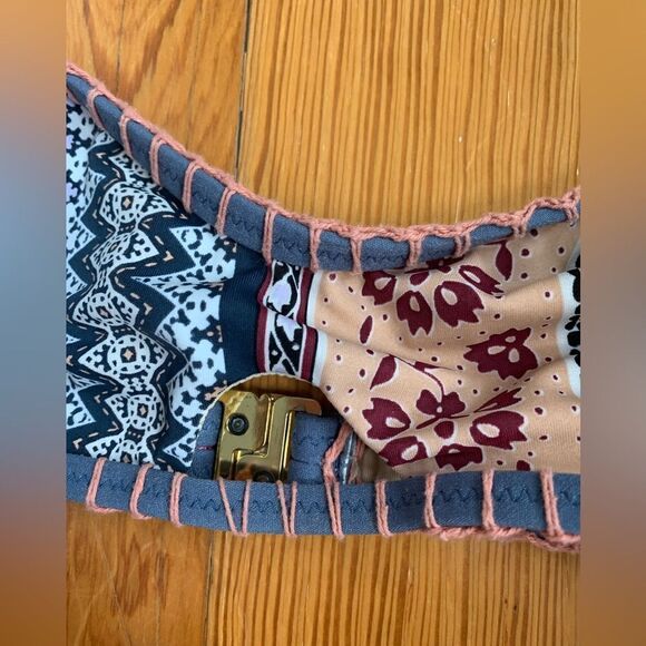 MinkPink Bikini Top - Picture 3 of 6